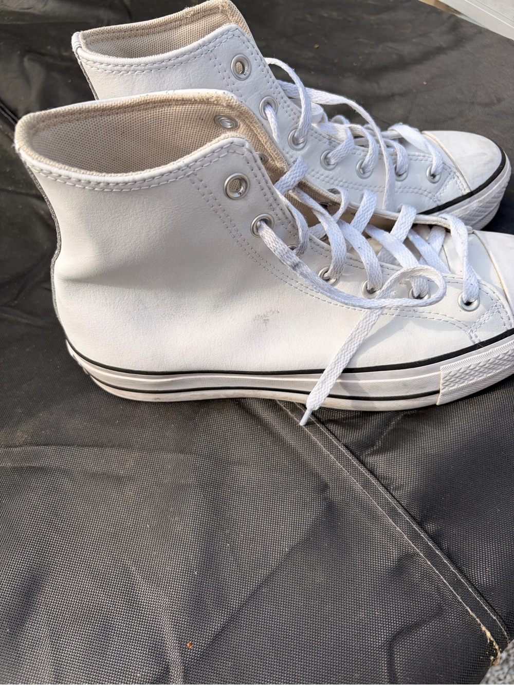 Converse White High-Top white leather Sneakers size 9 1/2 women - Picture 3 of 7